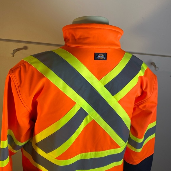 Dickies high visibility, softshell safety cross back jacket, men’s size XL - Picture 9 of 17